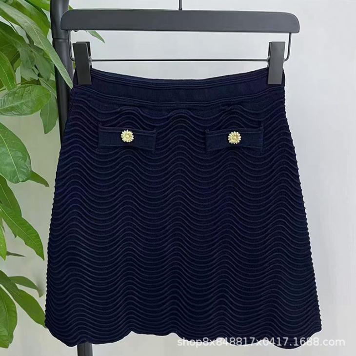 Jupe Courte En Maille Plissée  | Jupes & Shorts Femme Femme Bordeaux